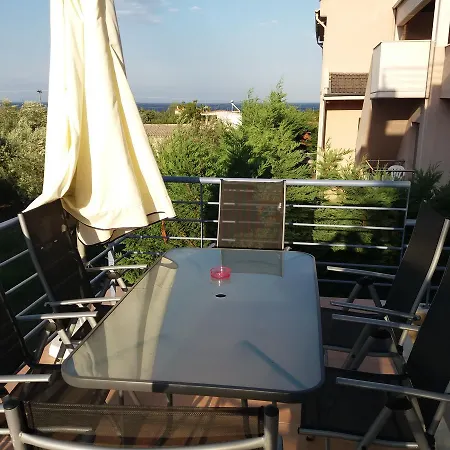 Apartment Dimitrios *
